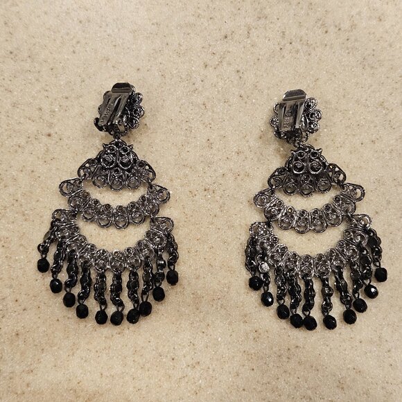 RARE VINTAGE JOSE & MARIA BARRERA BLACK CRYSTAL SILVER DROP CHANDELIER EARRINGS - Picture 10 of 10